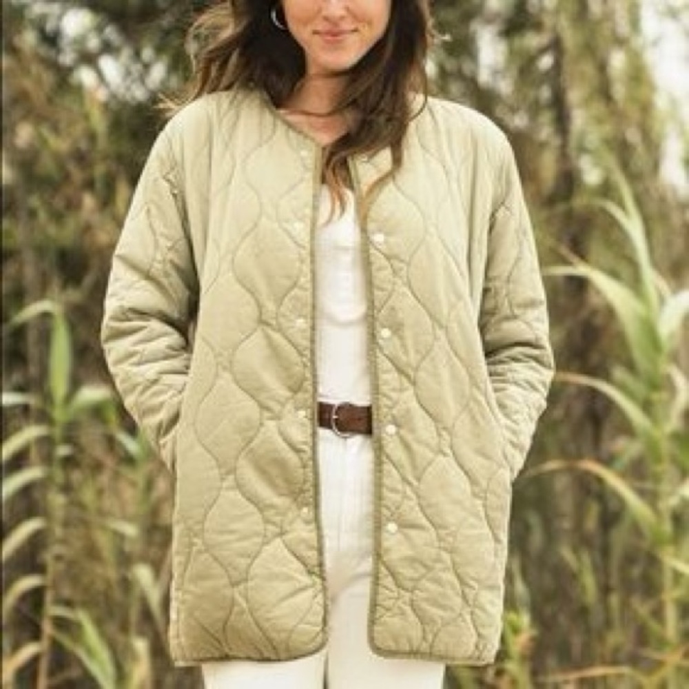 Sustainable brand Outerknown Quilted Jacket in green. Size medium
